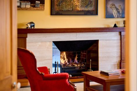 Photo of property in 76 The Crescent, Roseneath, Wellington, 6011