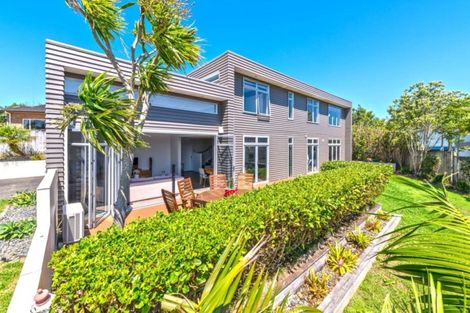 Photo of property in 77 Kittiwake Drive, Schnapper Rock, Auckland, 0632