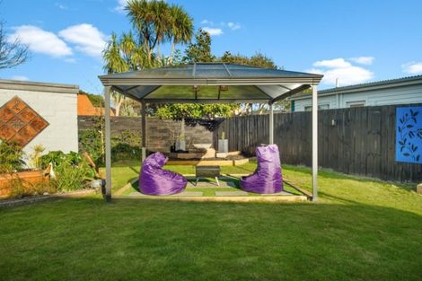 Photo of property in 11 Jellicoe Drive, Hamilton East, Hamilton, 3216