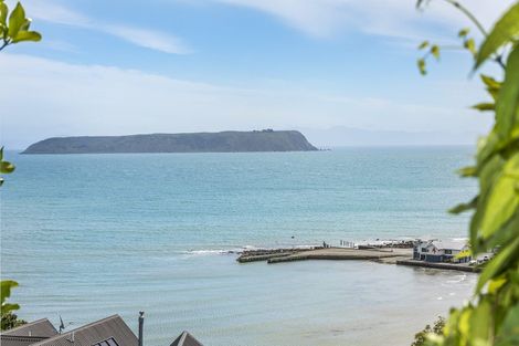 Photo of property in 3a Roys Road, Plimmerton, Porirua, 5026