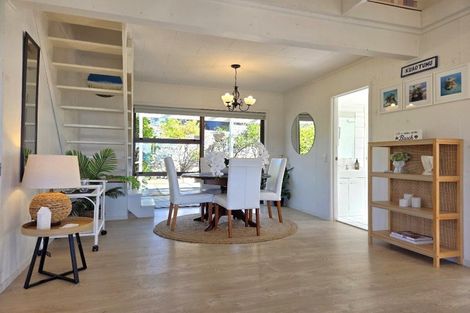 Photo of property in 22 Cuvier Crescent, Kuaotunu West, Whitianga, 3592