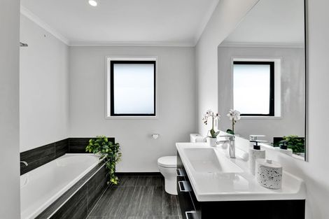 Photo of property in 6 Mangaotuku Lane, Whalers Gate, New Plymouth, 4310