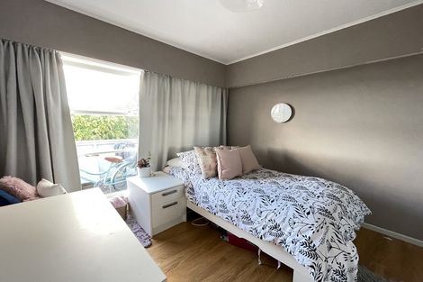 Photo of property in 117 Forrest Hill Road, Forrest Hill, Auckland, 0620