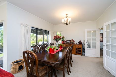 Photo of property in 121 Summerhill Drive, Fitzherbert, Palmerston North, 4410