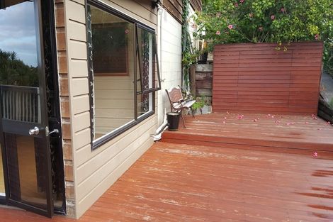 Photo of property in 45 Agincourt Street, Glenfield, Auckland, 0629