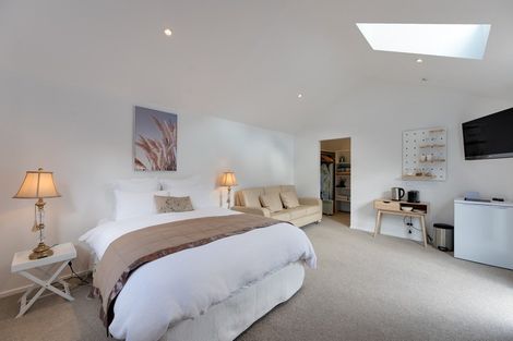 Photo of property in 17 Flynn Lane, Arrowtown, 9302