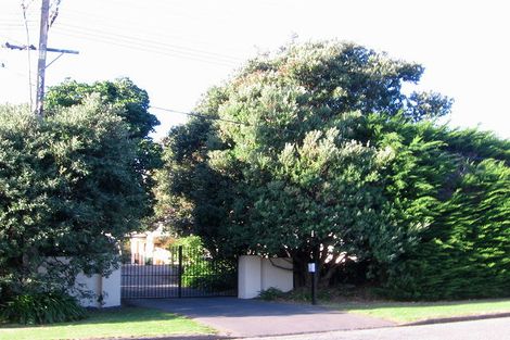 Photo of property in 37 Rauparaha Street, Waikanae Beach, Waikanae, 5036