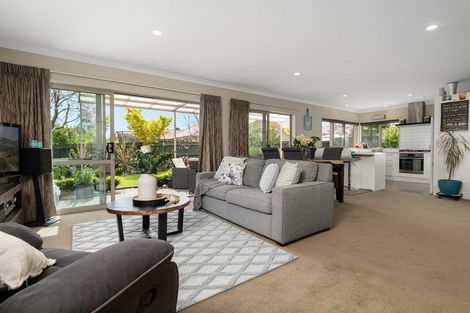 Photo of property in 10 Sunnybrooke Close, Welcome Bay, Tauranga, 3112
