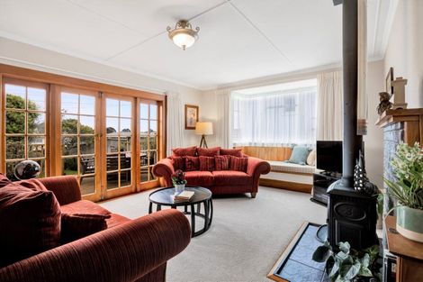 Photo of property in 13 Chilman Street, Strandon, New Plymouth, 4312