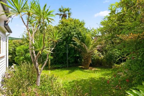 Photo of property in 75 Liverpool Street, Levin, 5510