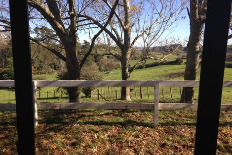 Photo of property in 327b Whangarata Road, Tuakau, 2694