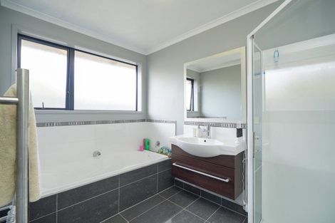 Photo of property in 23 Allan Street, Otatara, Invercargill, 9879