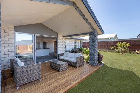 Photo of property in 53 Omega Place, Coastlands, Whakatane, 3120