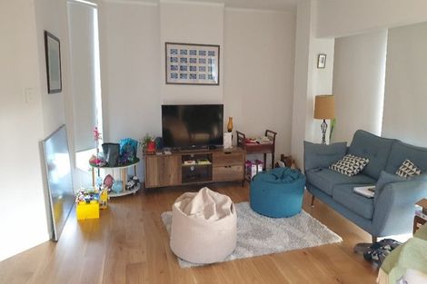 Photo of property in 4/45 Rawene Road, Birkenhead, Auckland, 0626