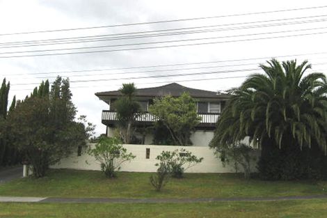 Photo of property in 277 Sunset Road, Sunnynook, Auckland, 0632