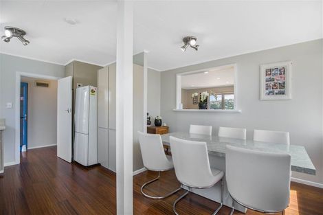 Photo of property in 45 Turville Crescent, Newlands, Wellington, 6037