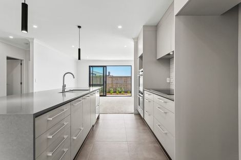 Photo of property in 32a Cadwil Drive, Beachlands, Auckland, 2018