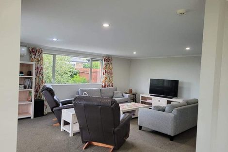 Photo of property in 28 Helenslee Road, Pokeno, 2402