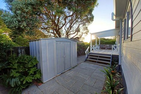 Photo of property in 8 Maygrove Drive, Orewa, 0931