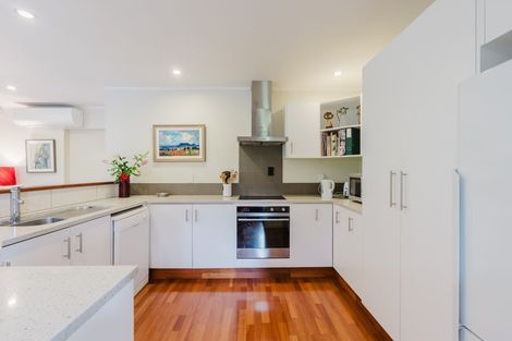 Photo of property in 135a Lake Crescent, Hamilton Lake, Hamilton, 3204