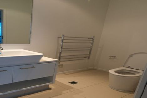 Photo of property in Sentinel Apartments, 2002/3 Northcroft Street, Takapuna, Auckland, 0622