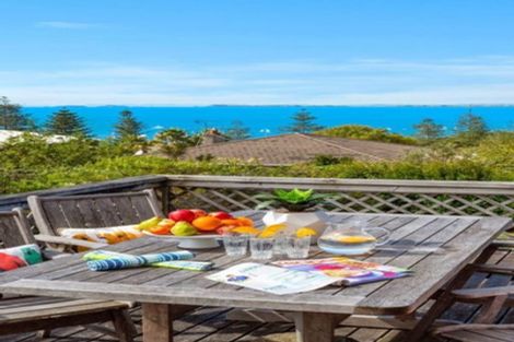 Photo of property in 83 Deep Creek Road, Waiake, Auckland, 0630