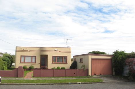 Photo of property in 7 Pharazyn Street, Gonville, Whanganui, 4500