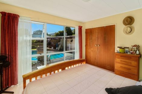 Photo of property in 4 Kamahi Place, Pukehangi, Rotorua, 3015