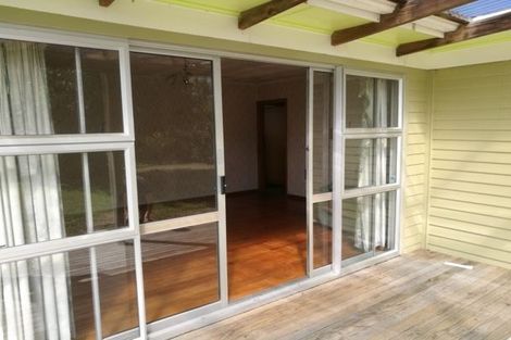 Photo of property in 56 Dale Crescent, Pakuranga, Auckland, 2010