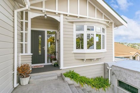 Photo of property in 36 Charlotte Avenue, Brooklyn, Wellington, 6021