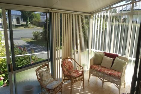 Photo of property in 69 Rhodes Street, Waimate, 7924