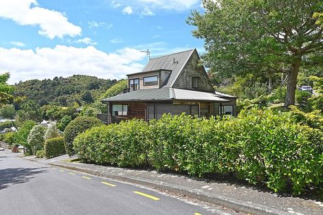 Photo of property in 3 Chichester Drive, Pinehaven, Upper Hutt, 5019