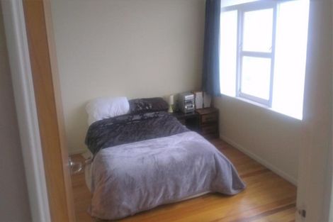 Photo of property in 7/55 Apu Crescent, Lyall Bay, Wellington, 6022