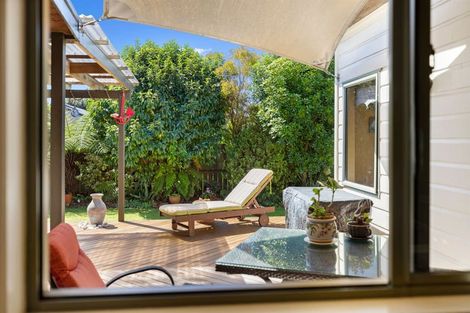 Photo of property in 32 Maesbury Close, Papamoa Beach, Papamoa, 3118