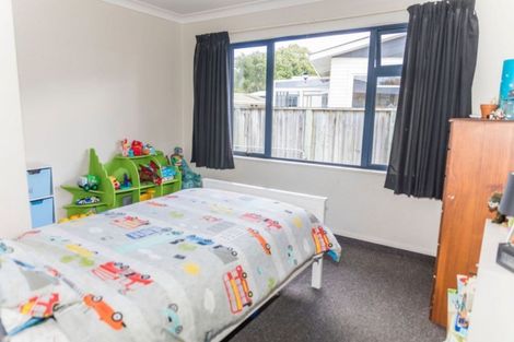 Photo of property in 19 Smith Street, Dannevirke, 4930