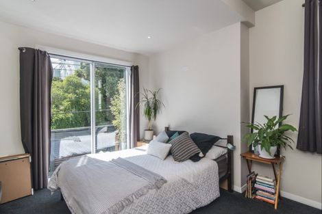 Photo of property in 52 Ellice Street, Mount Victoria, Wellington, 6011