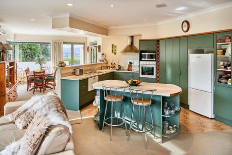 Photo of property in 28 Saint Ives Drive, Camborne, Porirua, 5026