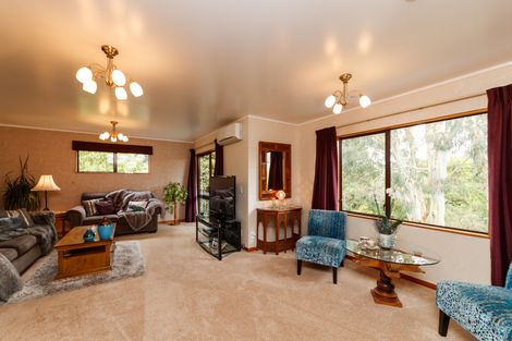 Photo of property in 126 Atawhai Road, Fitzherbert, Palmerston North, 4410