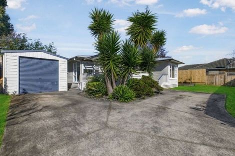 Photo of property in 15a Howden Street, Waiuku, 2123