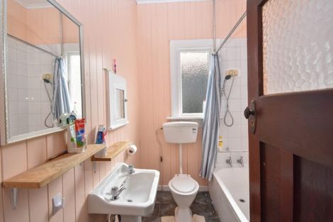 Photo of property in 131 Glen Road, The Glen, Dunedin, 9011