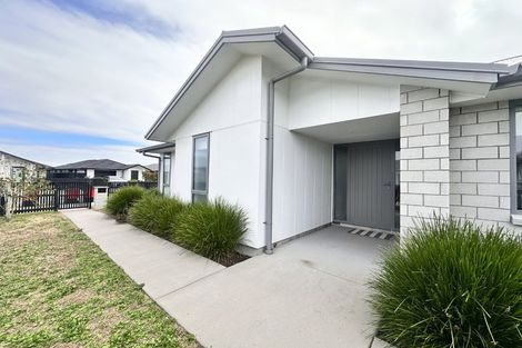 Photo of property in 10 Greenwich Street, Papamoa, 3118