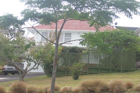 Photo of property in 7 Peach Road, Glenfield, Auckland, 0629