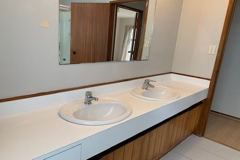 Photo of property in 2/19 Murvale Drive, Bucklands Beach, Auckland, 2014