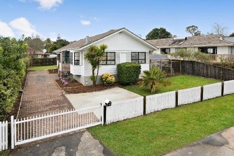 Photo of property in 10 Caribbean Drive, Unsworth Heights, Auckland, 0632