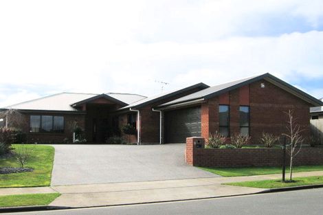 Photo of property in 3 Wiltshire Drive, Huntington, Hamilton, 3210