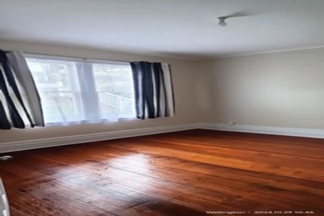 Photo of property in 1/50 Clyde Street, Island Bay, Wellington, 6023