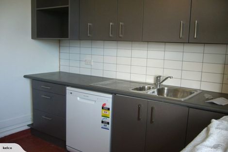 Photo of property in 46 Porritt Avenue, Mount Victoria, Wellington, 6011