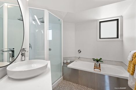 Photo of property in 75b Cashmere Avenue, Khandallah, Wellington, 6035