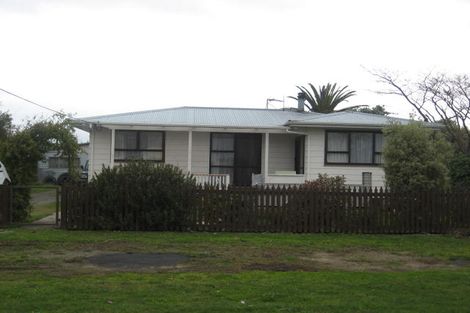 Photo of property in 2 Charles Street, Carterton, 5713