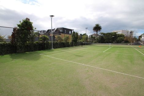Photo of property in Shangri La Apartments, 7/97 Jervois Road, Herne Bay, Auckland, 1011